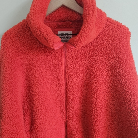 American Eagle Red Bear Hug Full Zip Sherpa Jacket Size L/XL - Picture 5 of 10